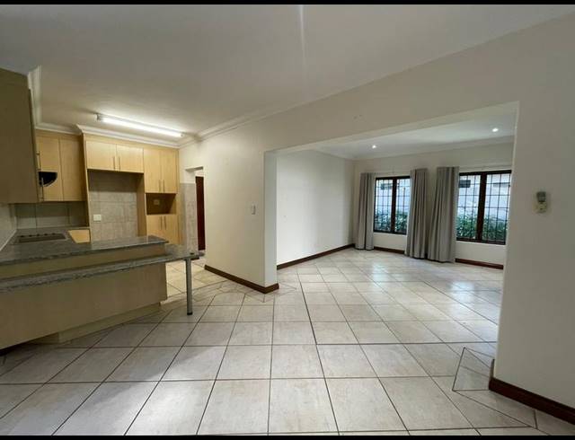 4 BEDROOM HOUSE FOR SALE IN MENLO PARK